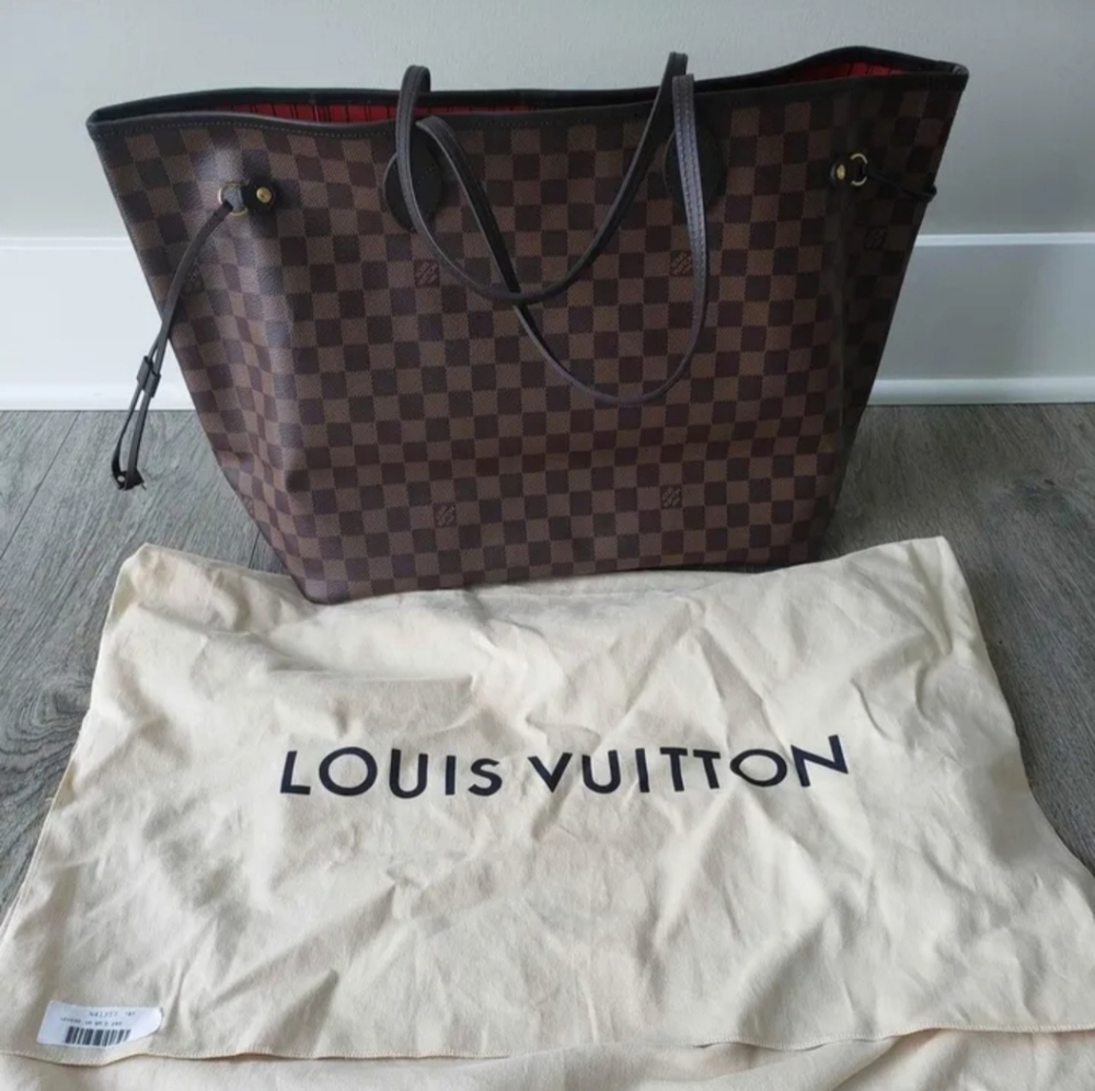 LV Neverfull GM with pouch